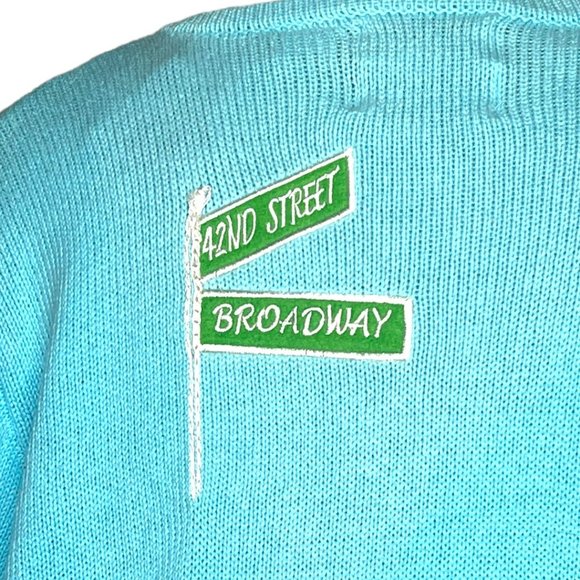 Storybook Knits New York Theme Button Up Sweater NWT Size M - Picture 6 of 13